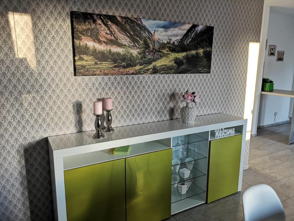 Appartamento Modern Wohnen I Parkplatz I Wlan I Netflix I Balkon I 6 Schlafplaetze Bad Oeynhausen Esterno foto